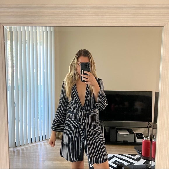 Reformation striped robe dress size extra small - Picture 13 of 13